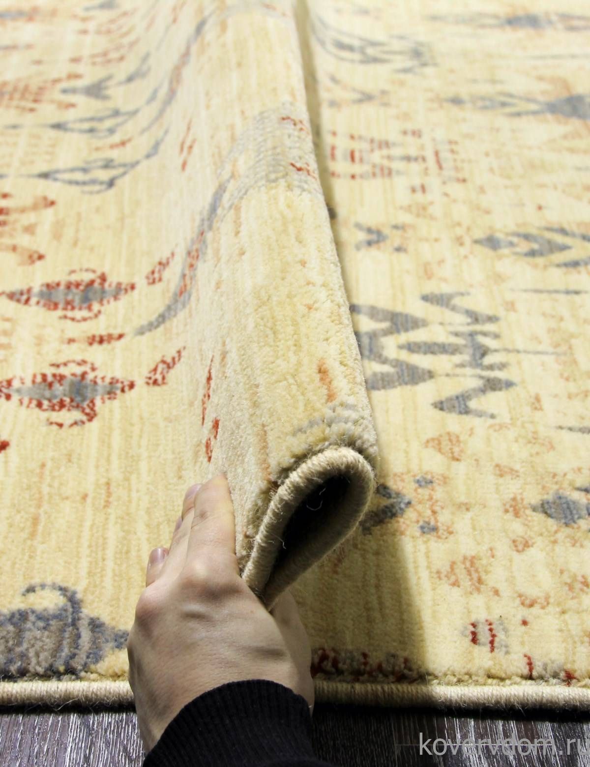 Ковер DJOBIE 45-60 100 V Ковер DJOBIE 45-60 100 V