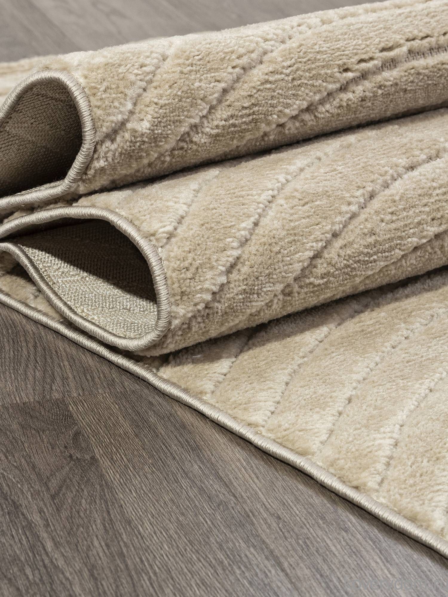 Ковер JUNO E126AP BEIGE / BEIGE Ковер JUNO E126AP BEIGE / BEIGE