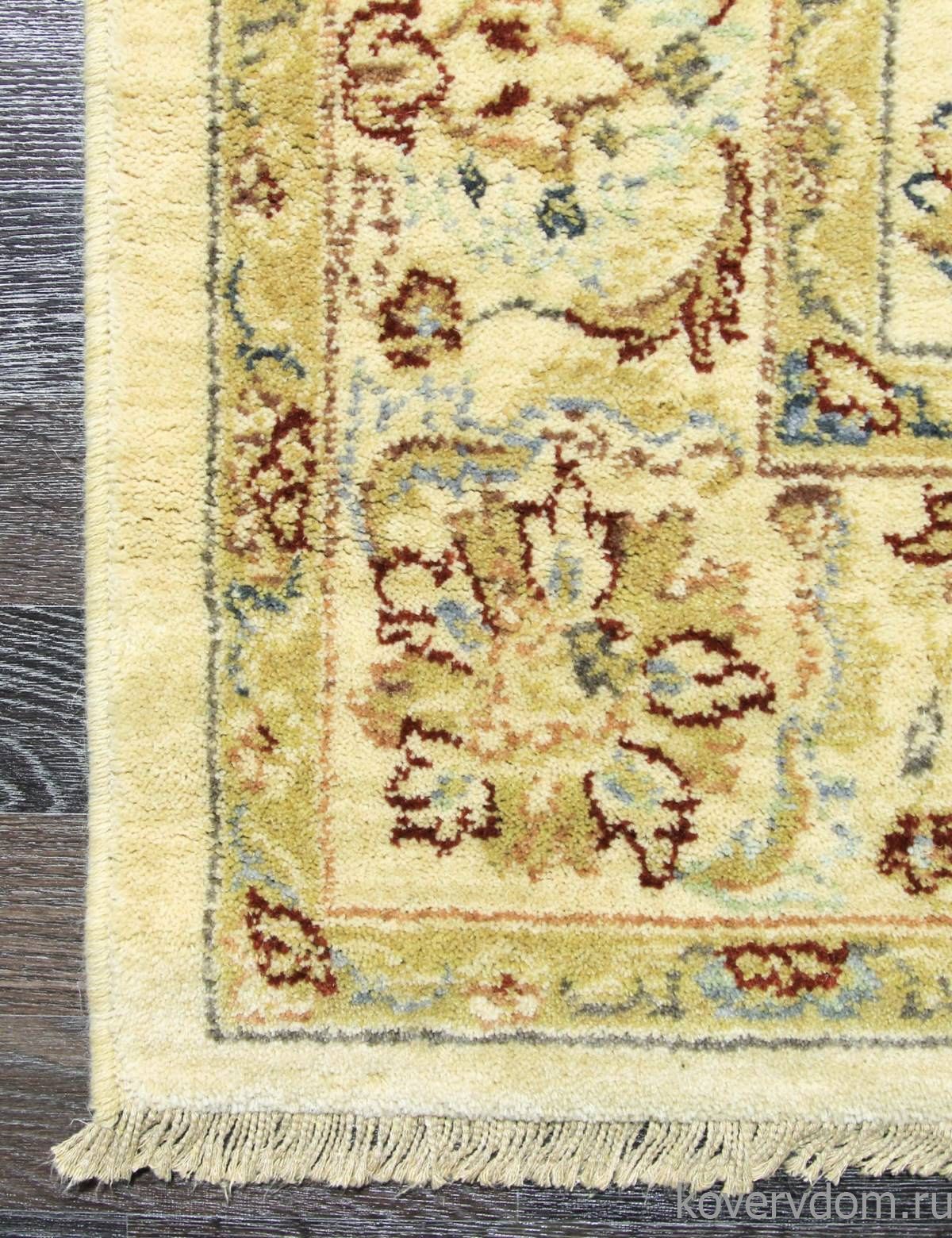 Ковер DJOBIE 45-01 130 V Ковер DJOBIE 45-01 130 V